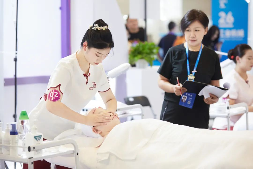 哈爾濱新華電腦學(xué)校